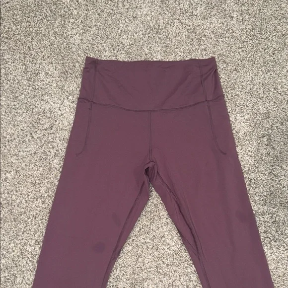 Under Armour women’s Purple Leggings - Picture 4 of 8